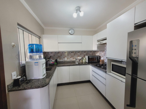 Imagem Apartamento com 2 Quartos à Venda, 10 m² em Jardim São Lourenço - Campo Grande