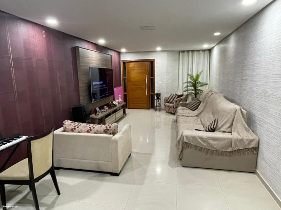 Imagem Sobrado com 3 Quartos à Venda, 250 m² em Vila Assunção - Santo André Imagem Sobrado com 3 Quartos à Venda, 250 m² em Vila Assunção - Santo André