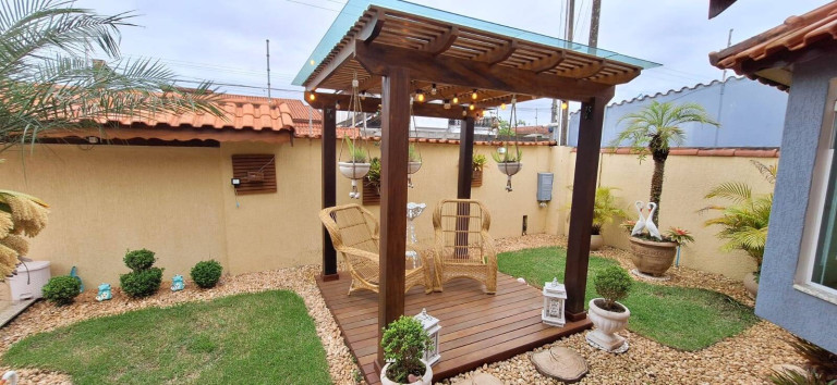 Imagem Casa com 3 Quartos à Venda, em Parque Balneário Oasis - Peruíbe Imagem Casa com 3 Quartos à Venda, em Parque Balneário Oasis - Peruíbe