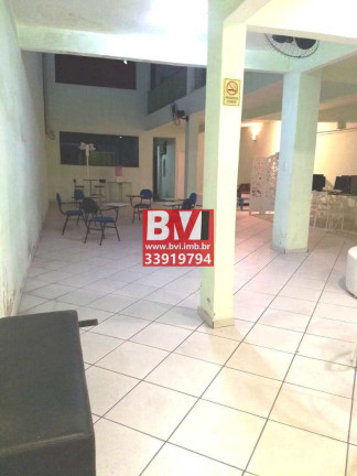 Imagem Casa com 3 Quartos à Venda, 340 m² em Ramos - Rio De Janeiro