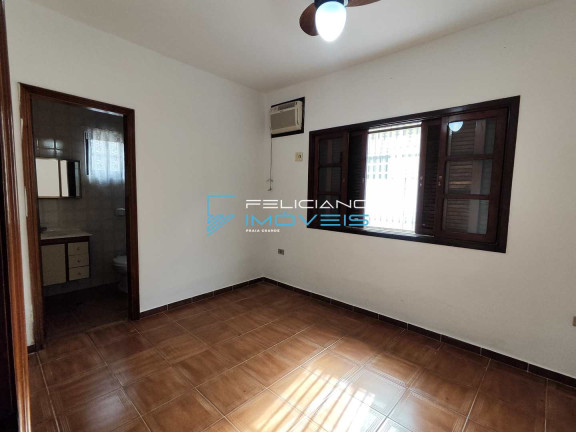 Imagem Casa com 2 Quartos à Venda, 120 m² em Guilhermina - Praia Grande Imagem Casa com 2 Quartos à Venda, 120 m² em Guilhermina - Praia Grande