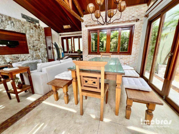 Imagem Casa com 3 Quartos à Venda, 240 m² em Eusébio - Eusébio Imagem Casa com 3 Quartos à Venda, 240 m² em Eusébio - Eusébio