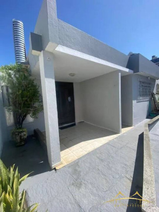 Imagem Casa com 4 Quartos para Alugar, 300 m² em Petrópolis - Natal Imagem Casa com 4 Quartos para Alugar, 300 m² em Petrópolis - Natal