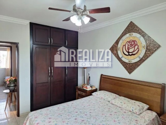 Imagem Apartamento com 4 Quartos à Venda, 216 m² em Boa Vista - Uberaba Imagem Apartamento com 4 Quartos à Venda, 216 m² em Boa Vista - Uberaba