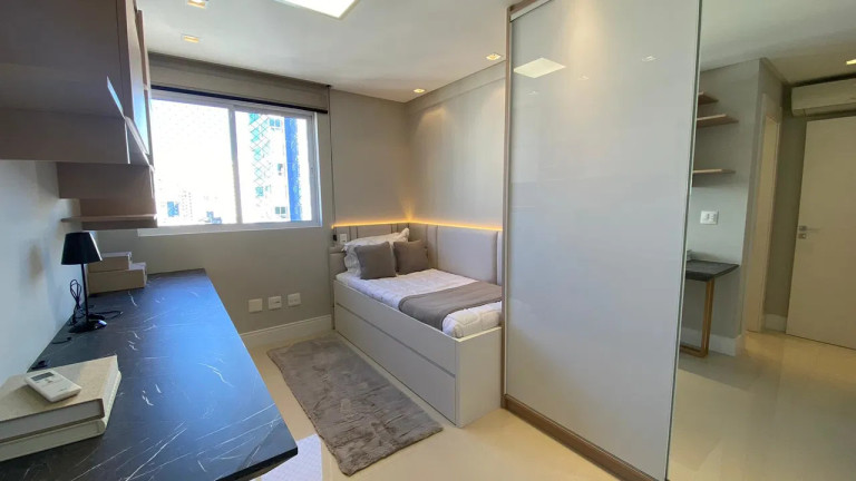 Imagem Apartamento com 3 Quartos à Venda, 136 m² em Centro - Balneário Camboriú