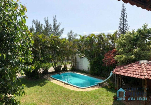 Imagem Casa com 4 Quartos à Venda, 249 m² em Centro - Tramandaí Imagem Casa com 4 Quartos à Venda, 249 m² em Centro - Tramandaí