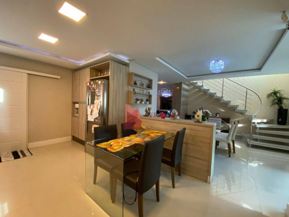 Imagem Sobrado com 3 Quartos à Venda, 350 m² em Ressacada - Itajaí Imagem Sobrado com 3 Quartos à Venda, 350 m² em Ressacada - Itajaí