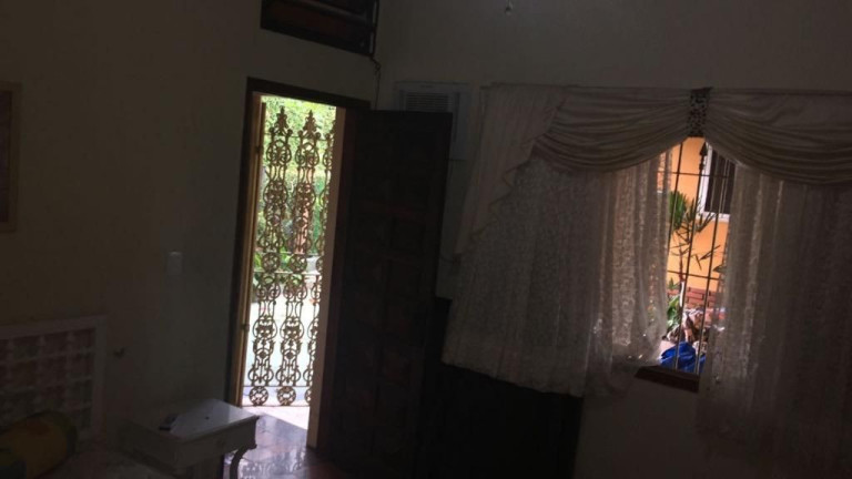 Imagem Casa com 5 Quartos à Venda, 400 m² em Canto Do Forte - Praia Grande Imagem Casa com 5 Quartos à Venda, 400 m² em Canto Do Forte - Praia Grande