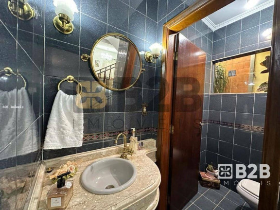 Imagem Casa com 3 Quartos à Venda, 310 m² em Vila Cidade Universitária - Bauru Imagem Casa com 3 Quartos à Venda, 310 m² em Vila Cidade Universitária - Bauru