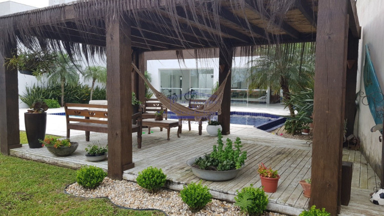 Imagem Imóvel com 2 Quartos à Venda, 77 m² em Xangrila - Xangri-lá Imagem Imóvel com 2 Quartos à Venda, 77 m² em Xangrila - Xangri-lá