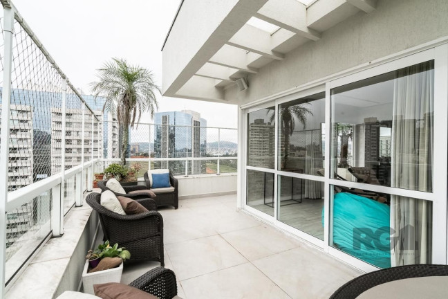 Imagem Cobertura com 3 Quartos à Venda, 231 m² em Petrópolis - Porto Alegre Imagem Cobertura com 3 Quartos à Venda, 231 m² em Petrópolis - Porto Alegre