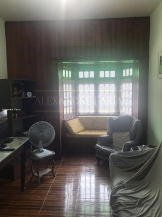 Imagem Casa com 3 Quartos à Venda, 300 m² em Centro - São Sebastião