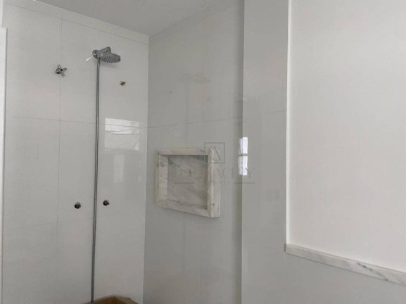 Imagem Apartamento com 3 Quartos à Venda, 235 m² em Alphaville - Barueri