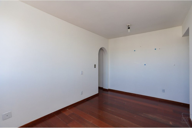 Imagem Imóvel com 2 Quartos à Venda, 63 m² em Cristal - Porto Alegre Imagem Imóvel com 2 Quartos à Venda, 63 m² em Cristal - Porto Alegre