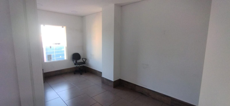 Imagem Sala Comercial para Alugar, 16 m² em Granja Viana - Palm Hills - Cotia Imagem Sala Comercial para Alugar, 16 m² em Granja Viana - Palm Hills - Cotia