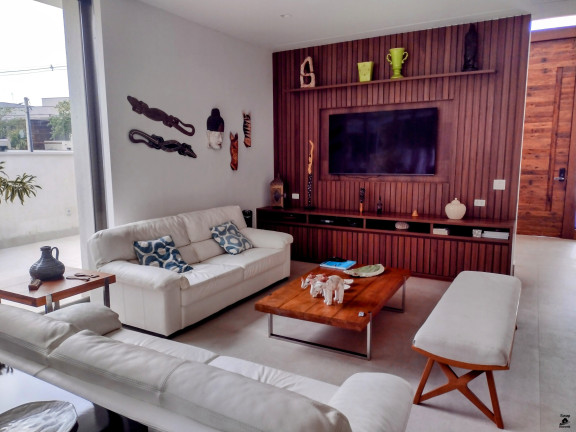 Imagem Casa com 7 Quartos à Venda, em Riviera - Bertioga Imagem Casa com 7 Quartos à Venda, em Riviera - Bertioga