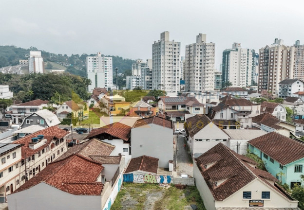 Imagem Imóvel à Venda, 1.402 m² em Victor Konder - Blumenau Imagem Imóvel à Venda, 1.402 m² em Victor Konder - Blumenau