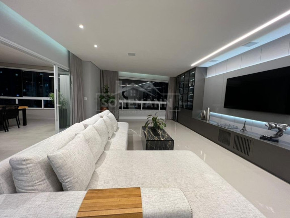 Imagem Cobertura com 3 Quartos à Venda, 215 m² em Barreiros - São José