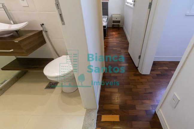 Imagem Apartamento com 2 Quartos à Venda, 80 m² em Copacabana - Rio De Janeiro