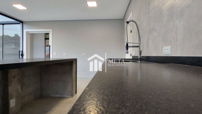 Imagem Imóvel com 3 Quartos à Venda, 208 m² em Serra Da Cantareira - Mairiporã