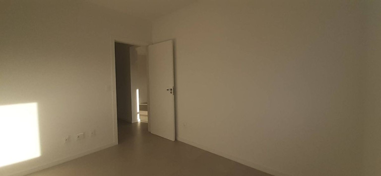 Imagem Apartamento com 2 Quartos à Venda, 71 m² em Capoeiras - Florianópolis
