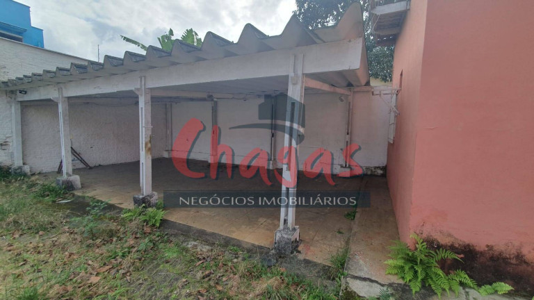 Imóvel Comercial à Venda, 653 m² em Centro - Caraguatatuba