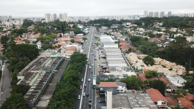 Imóvel Comercial à Venda,  em Santo Amaro - São Paulo