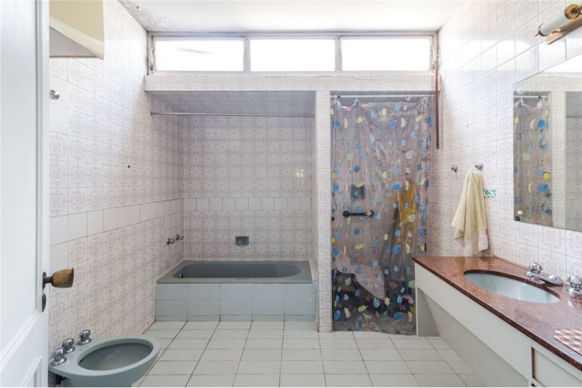 Imagem Casa com 4 Quartos à Venda, em Vila Mascote - São Paulo Imagem Casa com 4 Quartos à Venda, em Vila Mascote - São Paulo