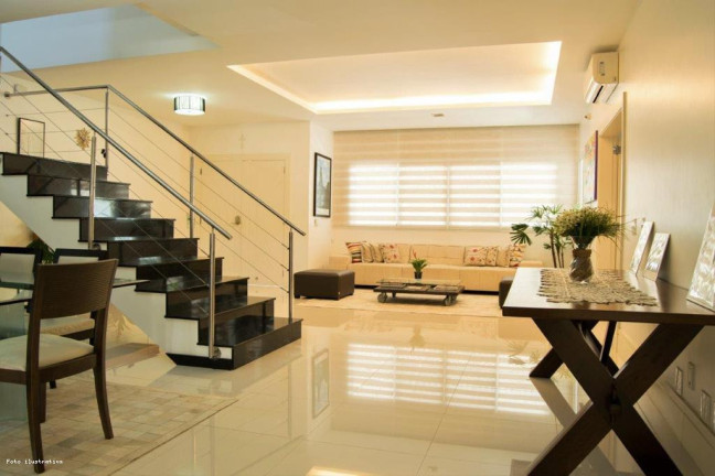 Imagem Casa com 6 Quartos à Venda, 824 m² em Barra Da Tijuca - Rio De Janeiro Imagem Casa com 6 Quartos à Venda, 824 m² em Barra Da Tijuca - Rio De Janeiro