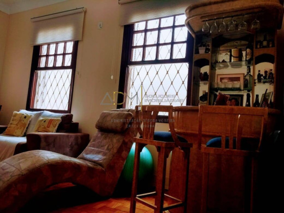 Imagem Casa com 3 Quartos à Venda, 155 m² em Centro - Botucatu Imagem Casa com 3 Quartos à Venda, 155 m² em Centro - Botucatu