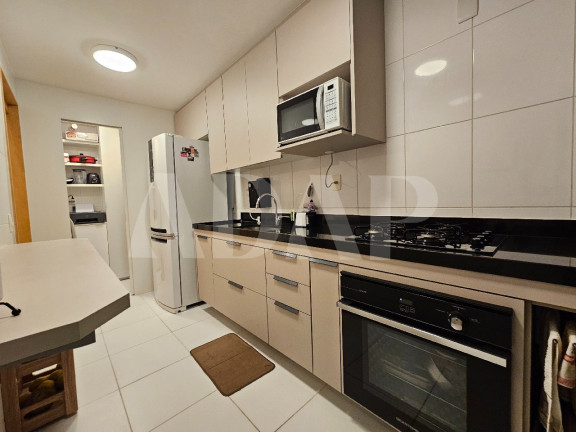 Imagem Imóvel com 2 Quartos à Venda, 86 m² em Barra Olímpica - Rio De Janeiro Imagem Imóvel com 2 Quartos à Venda, 86 m² em Barra Olímpica - Rio De Janeiro