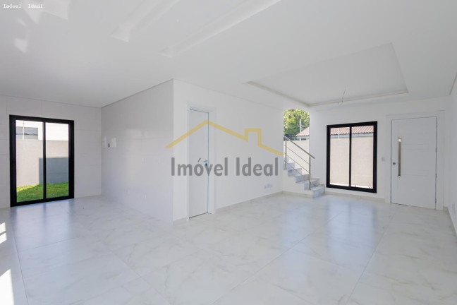 Imagem Casa com 3 Quartos à Venda, 131 m² em Hauer - Curitiba Imagem Casa com 3 Quartos à Venda, 131 m² em Hauer - Curitiba