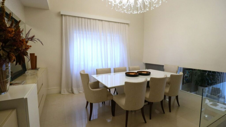 Imagem Imóvel com 4 Quartos à Venda, em Paraíso Do Morumbi - São Paulo Imagem Imóvel com 4 Quartos à Venda, em Paraíso Do Morumbi - São Paulo