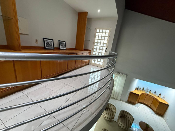 Imagem Sobrado com 5 Quartos à Venda, 600 m² em Jardim Califórnia - Cuiabá Imagem Sobrado com 5 Quartos à Venda, 600 m² em Jardim Califórnia - Cuiabá