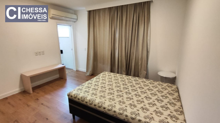 Imagem Casa de Condomínio com 3 Quartos à Venda, 240 m² em Barra - Balneário Camboriú Imagem Casa de Condomínio com 3 Quartos à Venda, 240 m² em Barra - Balneário Camboriú