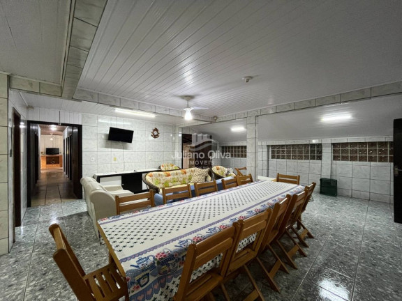 Imagem Casa com 3 Quartos à Venda, 184 m² em Barra Do Sai - Itapoá