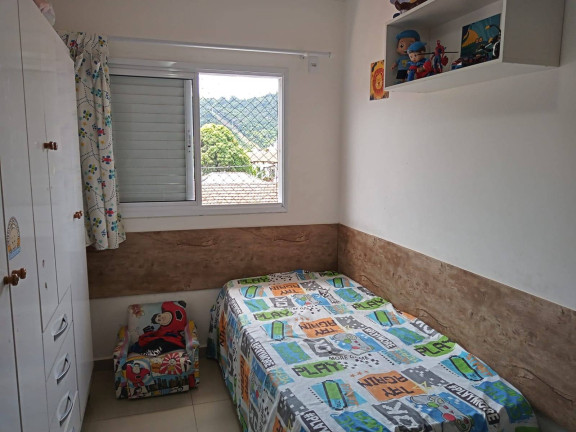 Imagem Casa com 3 Quartos à Venda, em São Paulo Imagem Casa com 3 Quartos à Venda, em São Paulo
