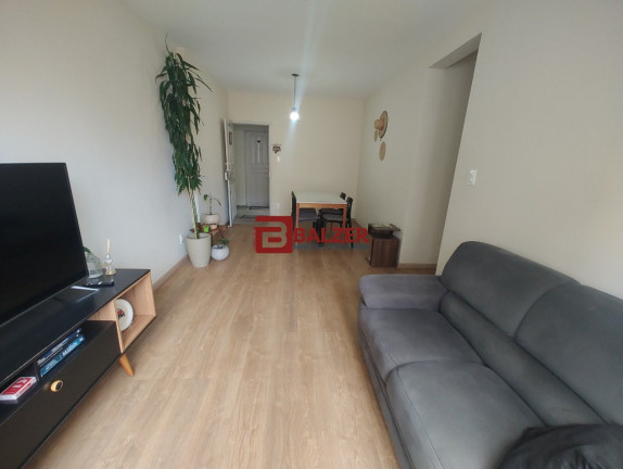 Imagem Apartamento com 2 Quartos à Venda, 66 m² em Centro - Florianópolis Imagem Apartamento com 2 Quartos à Venda, 66 m² em Centro - Florianópolis