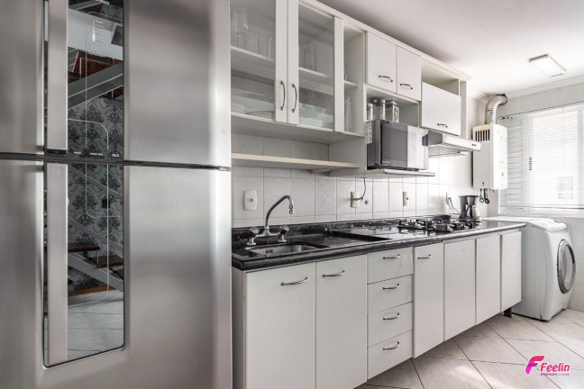 Imagem Cobertura com 2 Quartos à Venda, 76 m² em Jurerê Internacional - Florianópolis Imagem Cobertura com 2 Quartos à Venda, 76 m² em Jurerê Internacional - Florianópolis