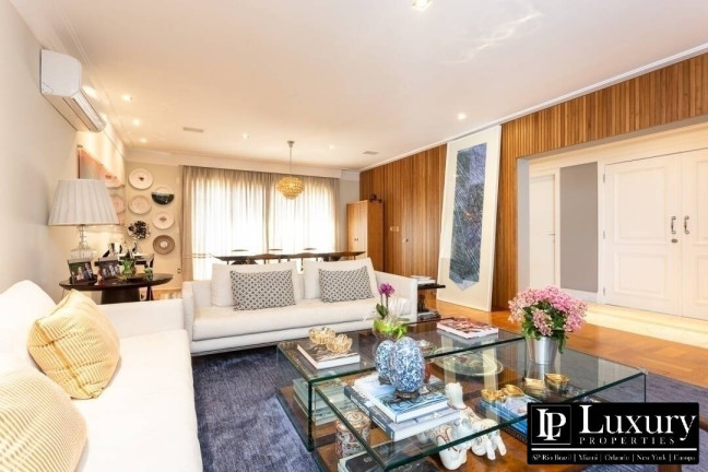 Imagem Apartamento com 3 Quartos à Venda, 274 m² em Itaim Bibi - São Paulo