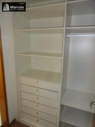 Imagem Casa de Condomínio com 4 Quartos à Venda, 300 m² em Condomínio Aruã - Mogi Das Cruzes Imagem Casa de Condomínio com 4 Quartos à Venda, 300 m² em Condomínio Aruã - Mogi Das Cruzes