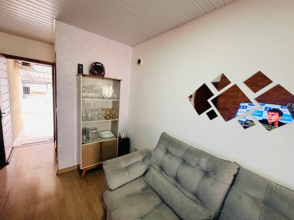 Imagem Casa com 2 Quartos à Venda, 48 m² em Restinga - Porto Alegre Imagem Casa com 2 Quartos à Venda, 48 m² em Restinga - Porto Alegre