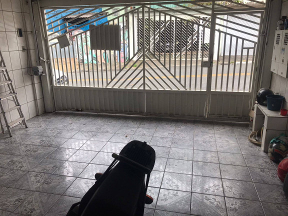 Casa com 2 Quartos à Venda,  em Taboão - Diadema