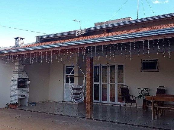 Imagem Casa com 1 Quarto à Venda, 290 m² em Jardim Treviso - Pirassununga
