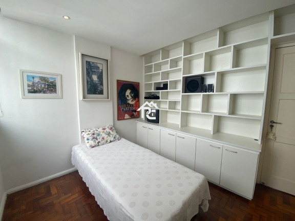 Imagem Apartamento com 2 Quartos à Venda,  em Ingá - Niterói