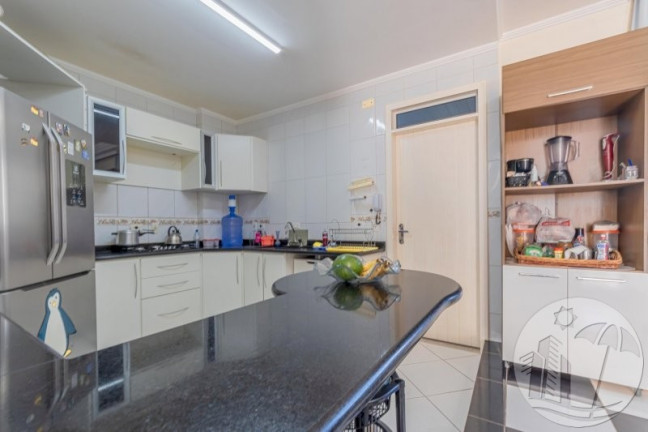 Imagem Casa com 5 Quartos à Venda, 259 m² em Ariribá - Balneário Camboriú Imagem Casa com 5 Quartos à Venda, 259 m² em Ariribá - Balneário Camboriú