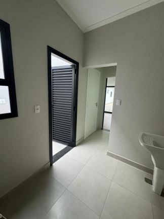 Imagem Casa com 3 Quartos à Venda, 185 m² em Aparecidinha - Sorocaba Imagem Casa com 3 Quartos à Venda, 185 m² em Aparecidinha - Sorocaba