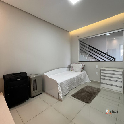 Imagem Casa com 3 Quartos à Venda, 123 m² Imagem Casa com 3 Quartos à Venda, 123 m²