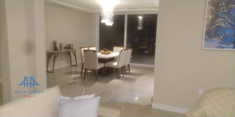 Imagem Casa com 3 Quartos à Venda, 360 m² em São João Do Rio Vermelho - Florianópolis Imagem Casa com 3 Quartos à Venda, 360 m² em São João Do Rio Vermelho - Florianópolis
