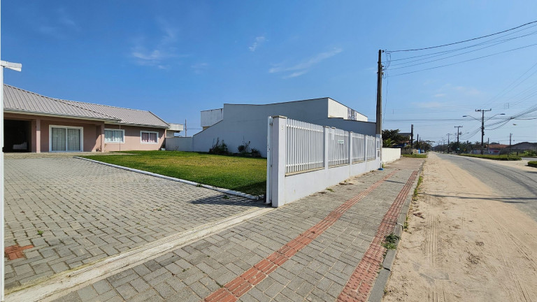 Imagem Casa com 4 Quartos à Venda, 130 m² em Praia Do Ervino - Sao Francisco Do Sul Imagem Casa com 4 Quartos à Venda, 130 m² em Praia Do Ervino - Sao Francisco Do Sul